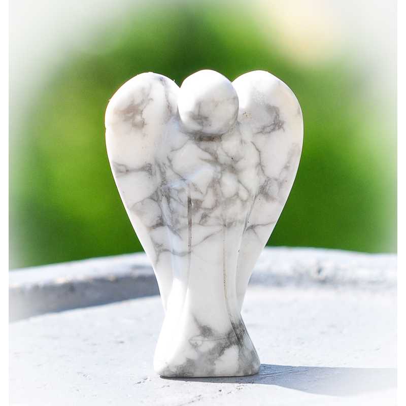 Engel 35 mm, Howlith - Kehuna Stones and Senses