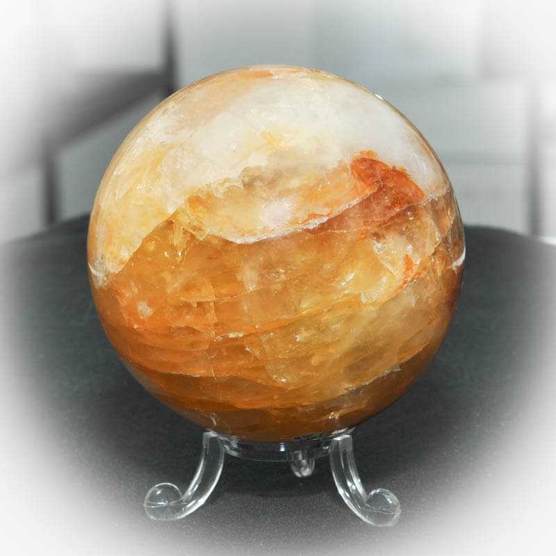 Gelbe Bergkristall Edelsteinkugel - Kehuna Stones and Senses