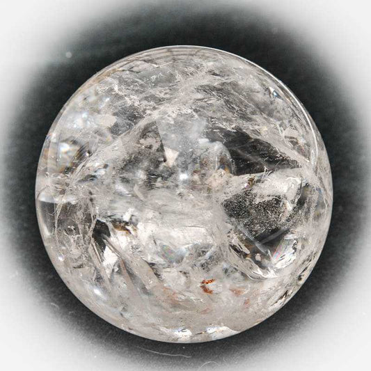 Kristallkugel aus Bergkristall in hochwertiger Qualität für energetische Anwendungen - Kehuna Stones and Senses