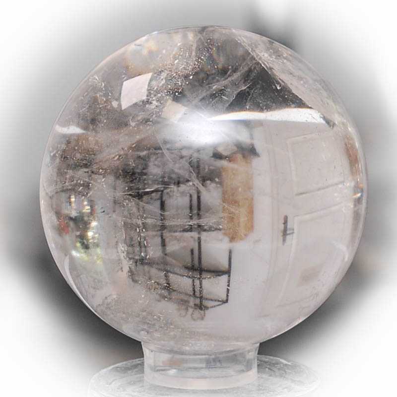 Hochwertige Bergkristall Kugel 8,5 cm im Edelstein Spezialshop kaufen - Kehuna Stones and Senses