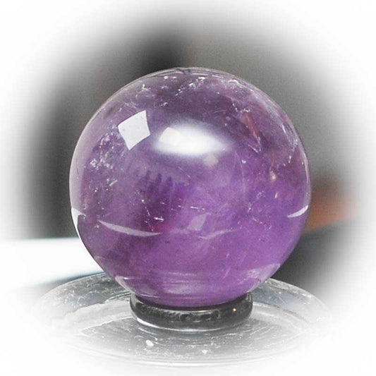 Amethyst Kugel 5cm aus Brasilien - Kehuna Stones and Senses