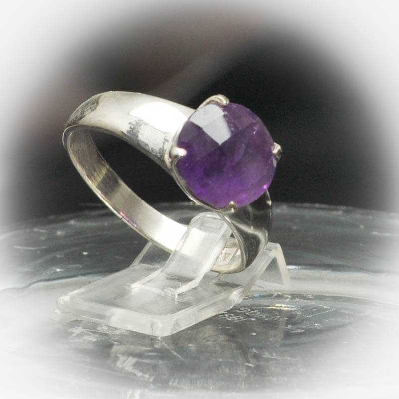 Amethyst Silberring mit natürlichem Edelstein - Kehuna Stones and Senses