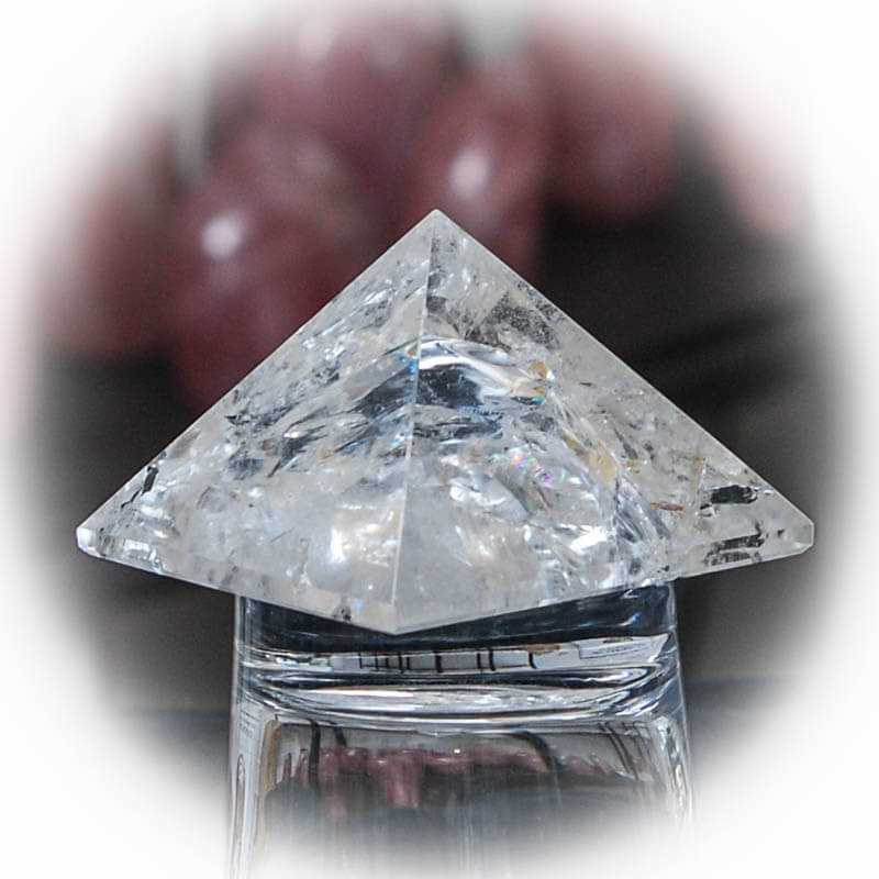 Bergkristall Pyramide 1 - Kehuna Stones and Senses