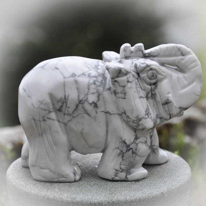 Elefant Howlith Naturfigur - Kehuna Stones and Senses