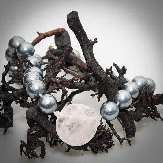 Kette aus Muschelkern Perlen 1 - Kehuna Stones and Senses