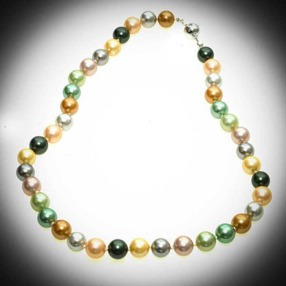 Kette aus Muschelkern Perlen - Kehuna Stones and Senses