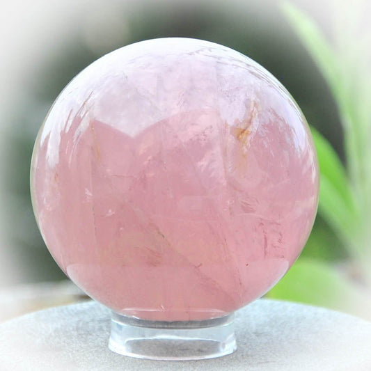 Rosenquarz Kugel Madagaskar - Kehuna Stones and Senses