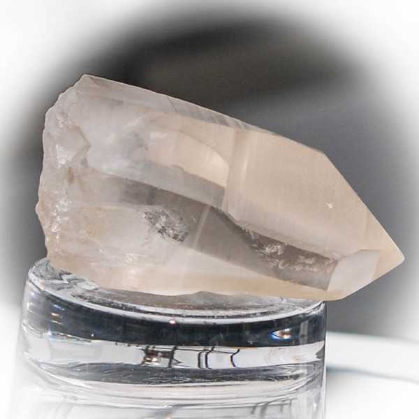 lemurischer kristall mit citrin