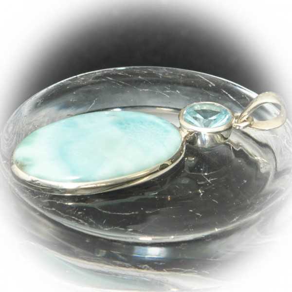 Larimar mit Topas Anhänger in Silber gefasst