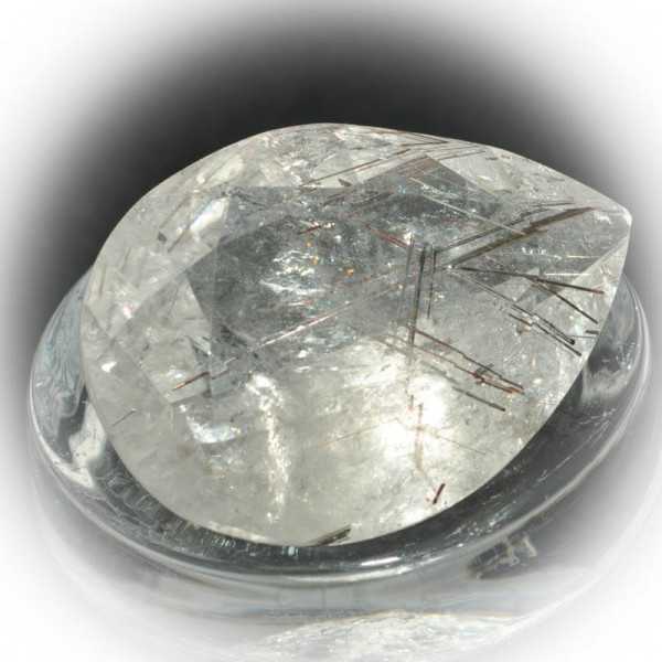 Turmalinquarz - Bergkristall mit Turmalin Einschlüssen