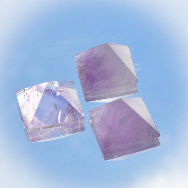 Amethyst Pyramiden 2,5 cm 